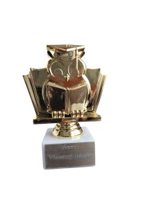 Statuette zur Abschlussauszeichnung – individuelle Inschrift