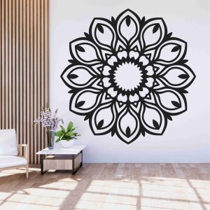 Hölzernes Mandala an der Wand - Blume