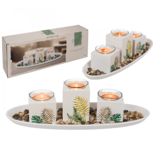 Dekorativer Kerzenhalter für Tisch mit Kerzen