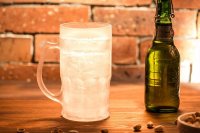Eisbierglas CHILLER XXL - 650 ml klassisch + Öffner