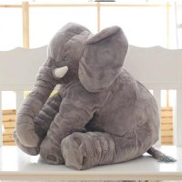 Elefant als Kuscheltier