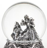 Schneeball - Weihnachtskrippe mit Spieluhr